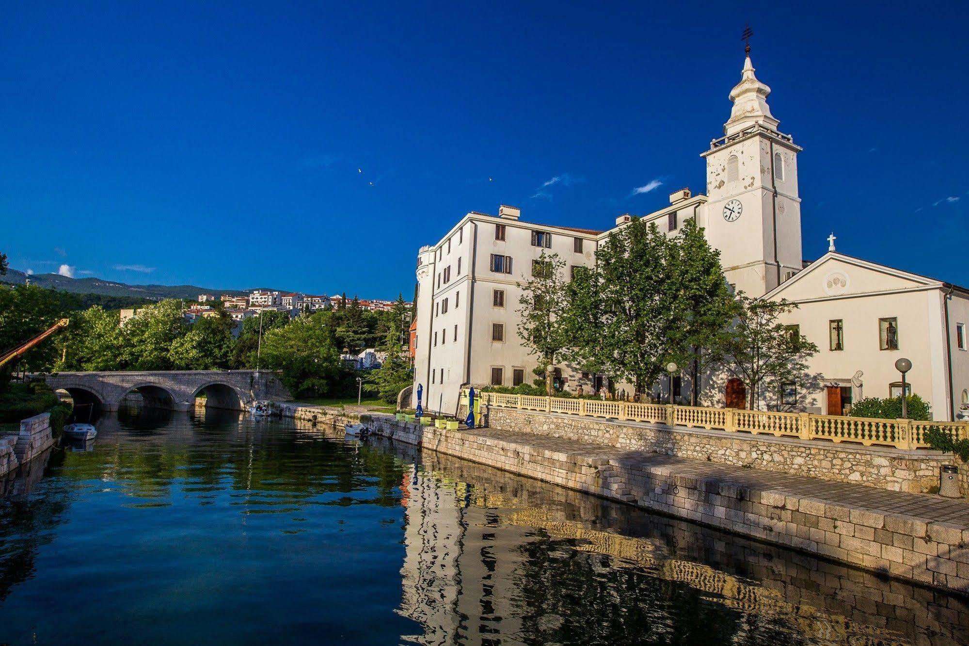 Hotel Kastel Crikvenica Exterior foto
