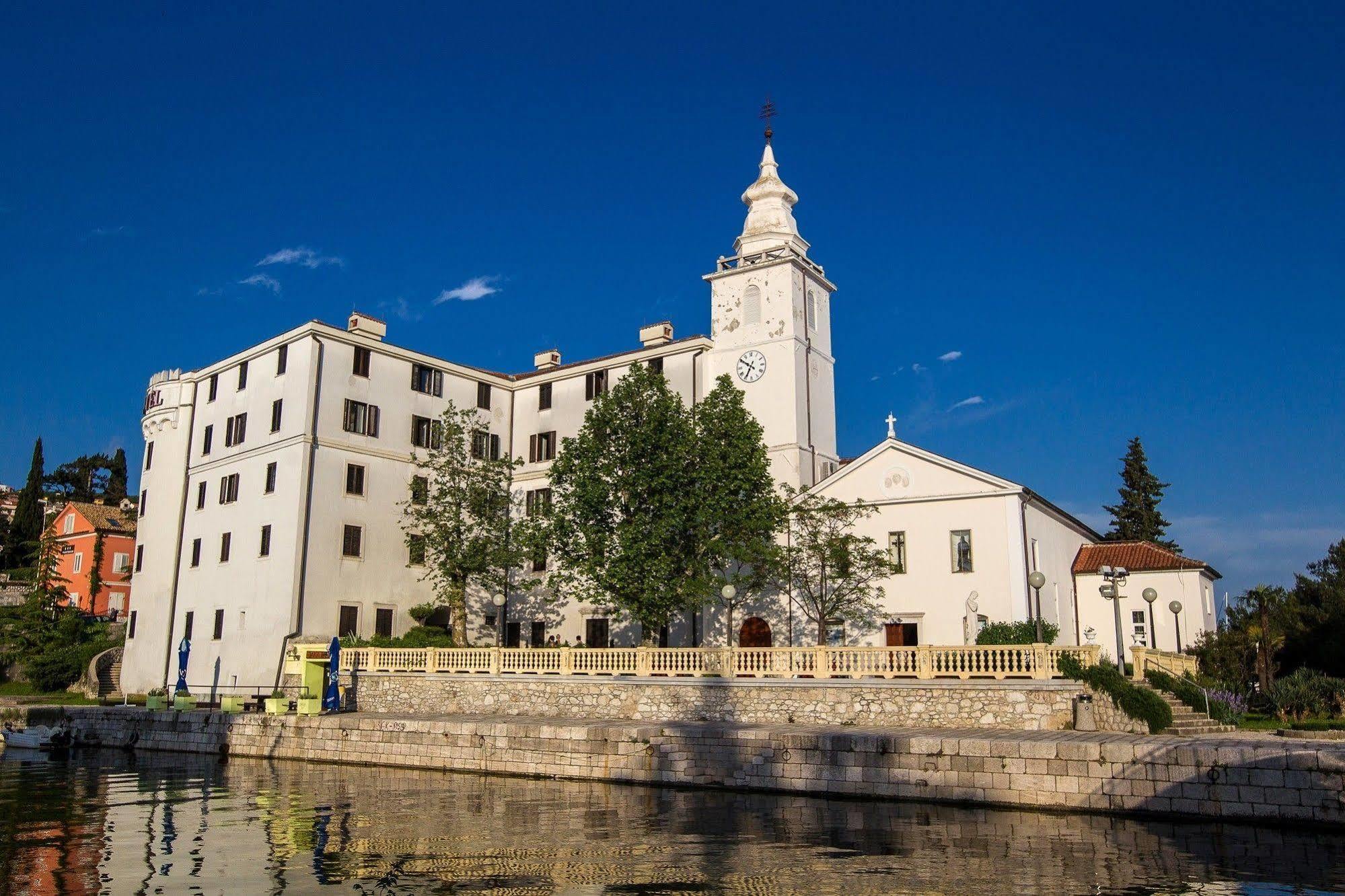 Hotel Kastel Crikvenica Exterior foto